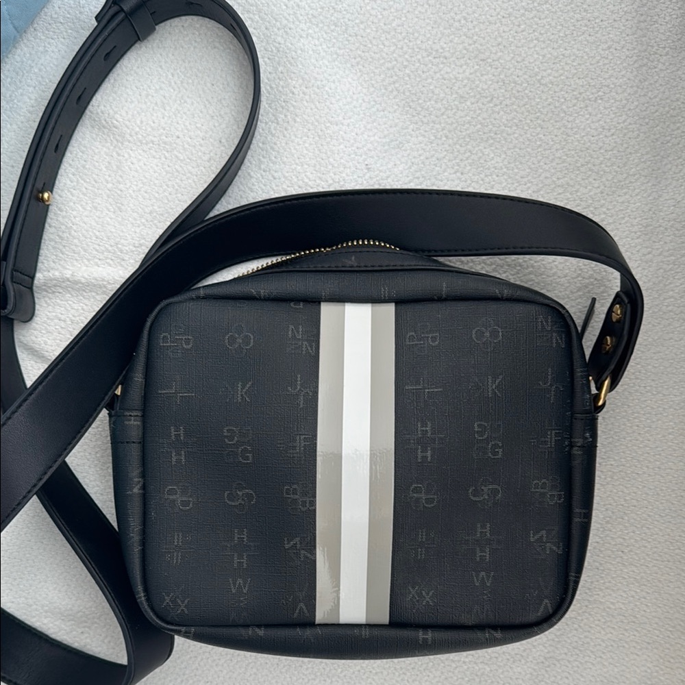 India Hicks Black and White Crossbody Bag
